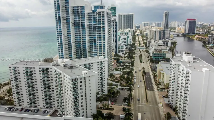 The Residences On Hollywood Beach #539 image #40