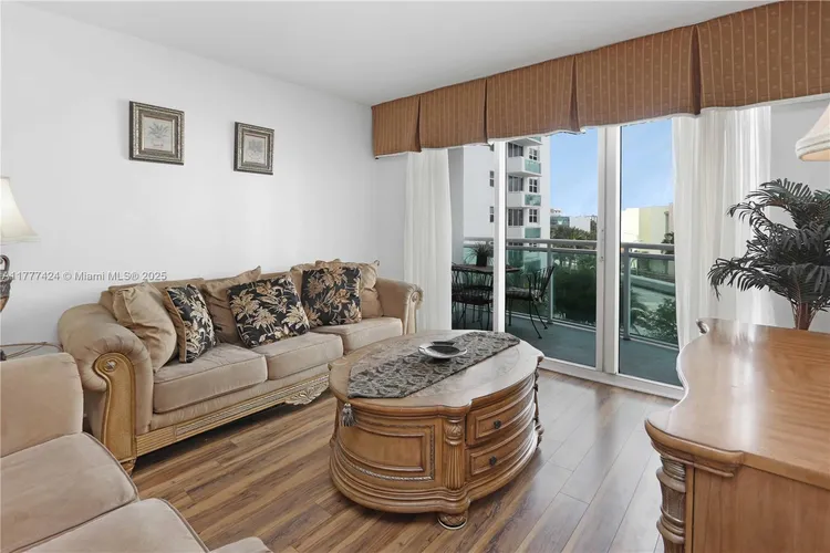 The Residences On Hollywood Beach #539 image #8