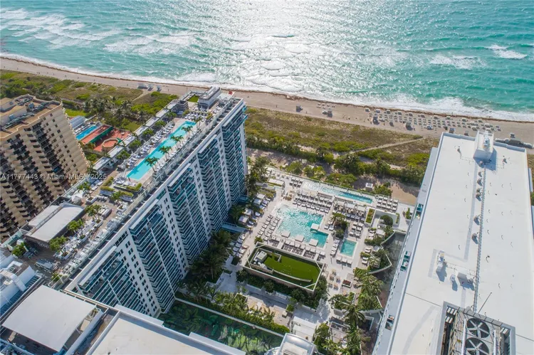 Roney Palace #1130 image #24