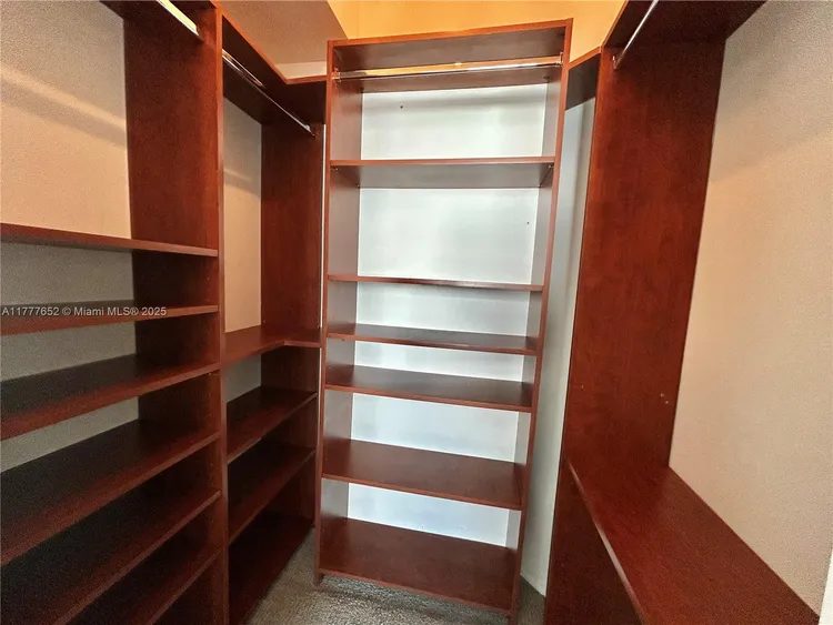 Cosmopolitan #1814 image #16