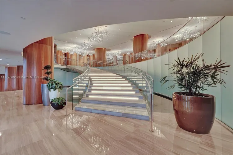 Aria on the Bay #2003 image #6