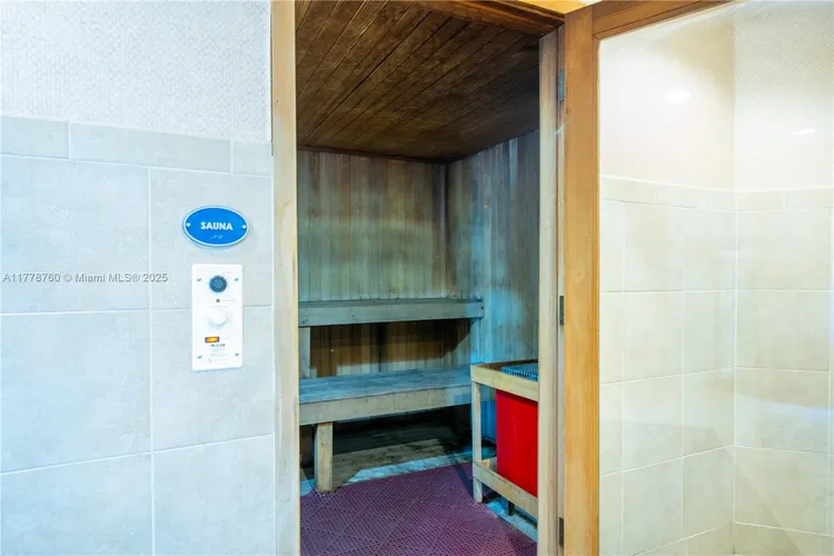 360 Condo #611 image #13