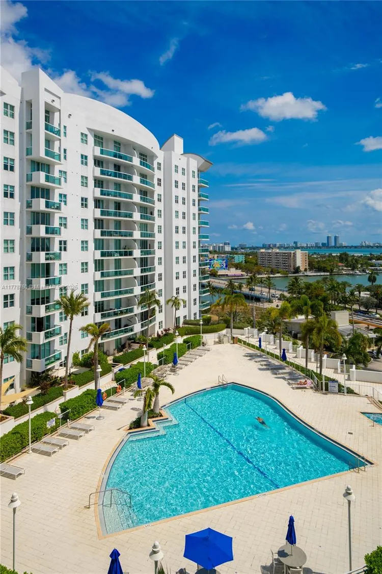 360 Condo #611 image #7