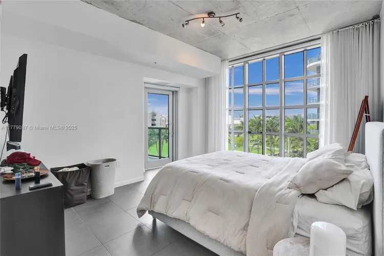 Midtown 4 #M0405 image #15