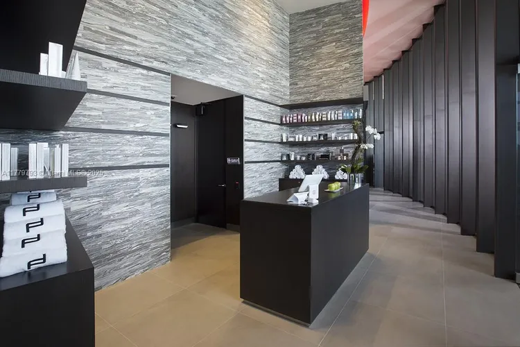 Porsche Design Tower #5105 image #52