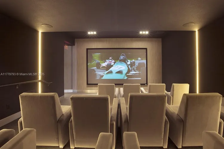 Porsche Design Tower #5105 image #63