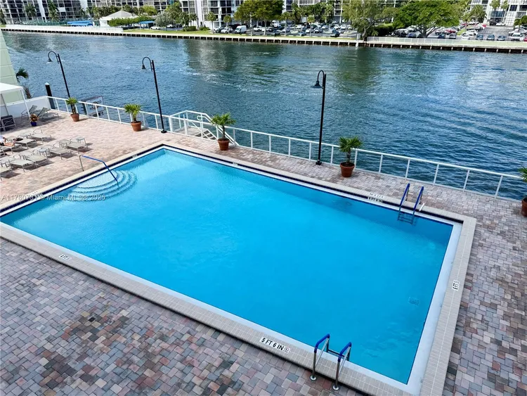 The Residences On Hollywood Beach #304 image #23