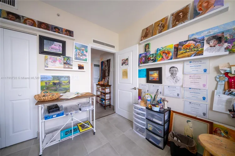 360 Condo #1026 image #43