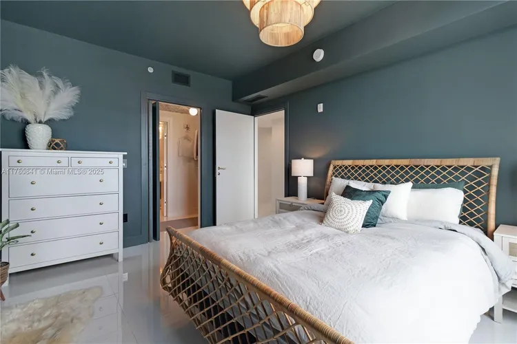 Le Jardin Residences #501 image #17