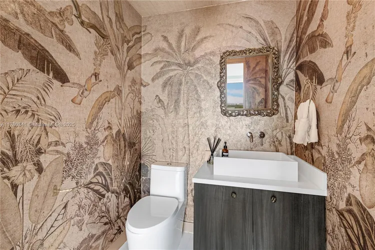 Le Jardin Residences #501 image #30