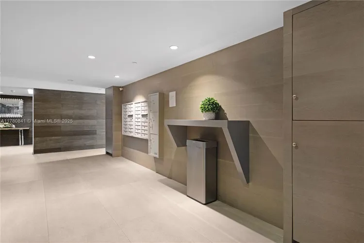 Le Jardin Residences #501 image #41