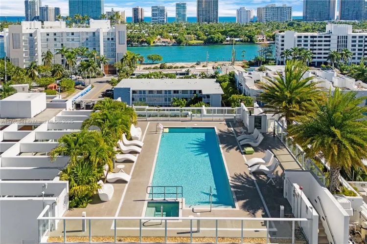 Le Jardin Residences #501 image #65