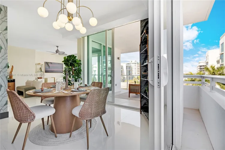 Le Jardin Residences #501 image #7