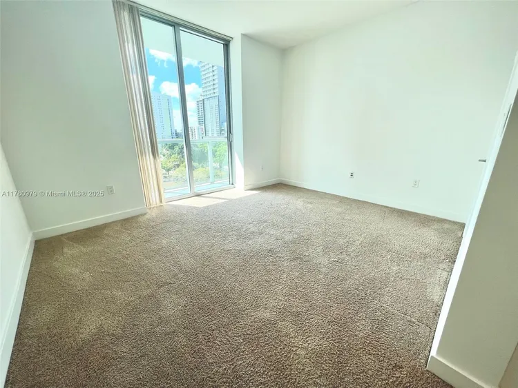 Axis #1001-S image #6