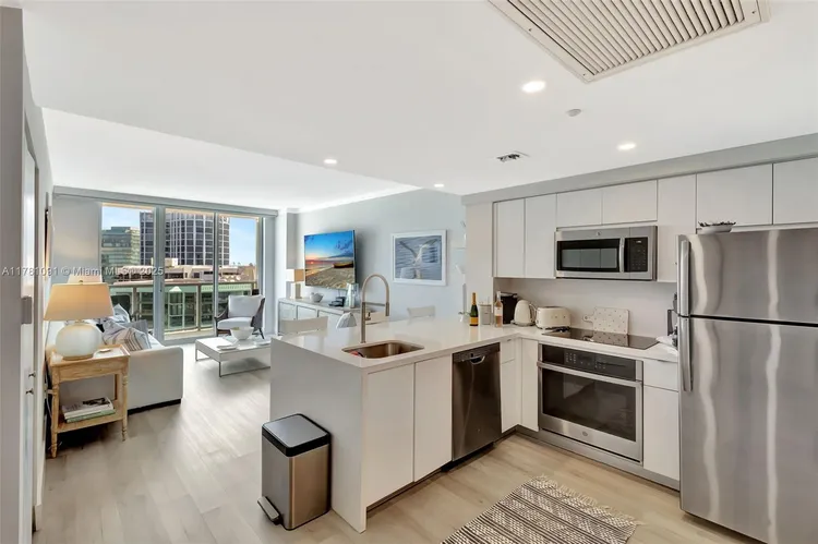 Mutiny Park #1905 image #13