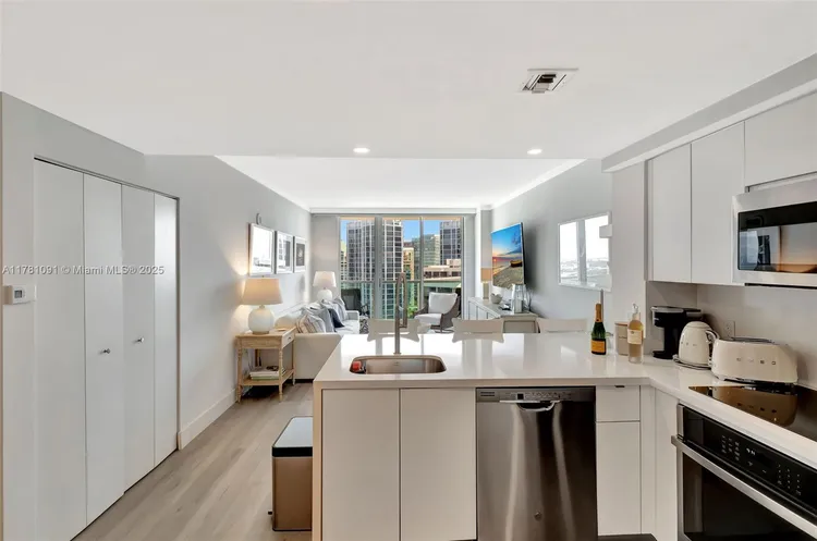 Mutiny Park #1905 image #14