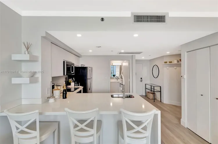 Mutiny Park #1905 image #17