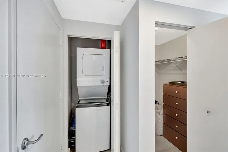 Mutiny Park #1905 image #22