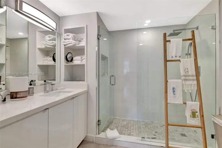 Mutiny Park #1905 image #28