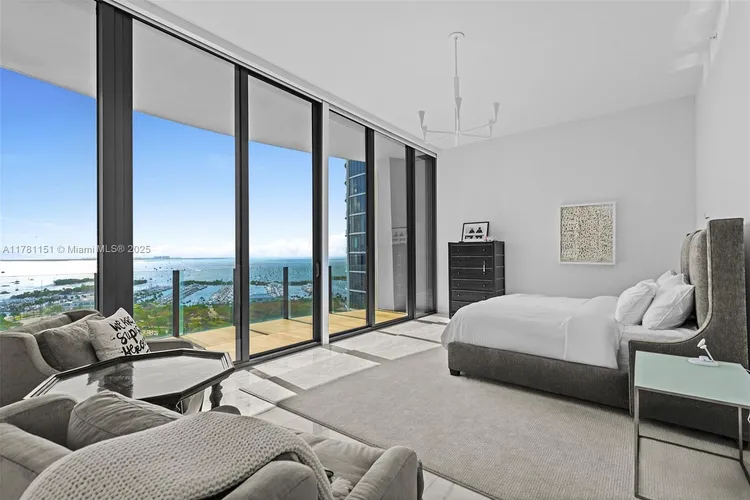 Two Park Grove #17D image #14