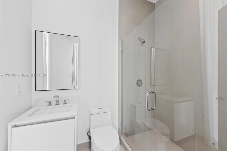 Two Park Grove #17D image #23