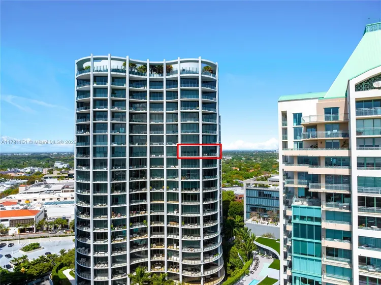Two Park Grove #17D image #31