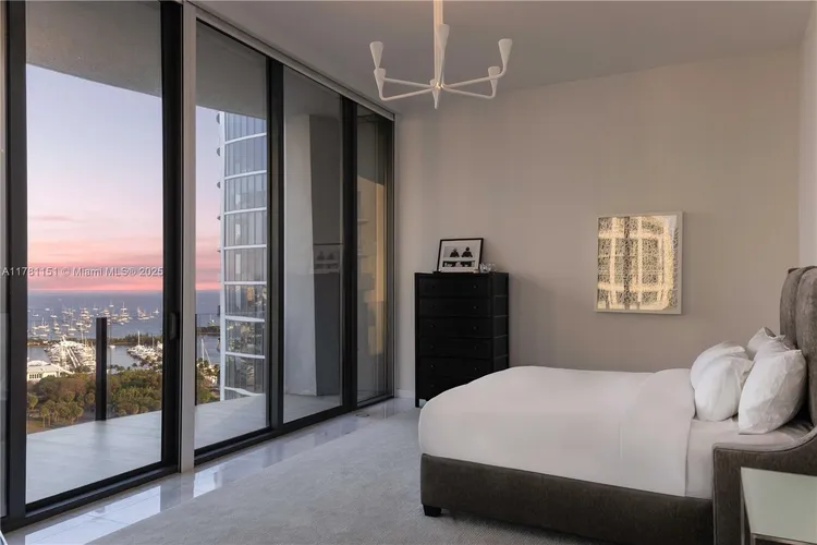 Two Park Grove #17D image #39