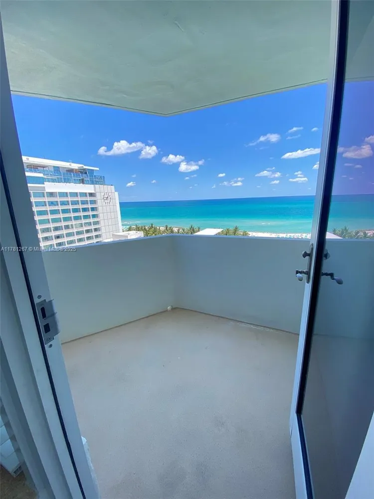 Triton Towers #1401 image #10