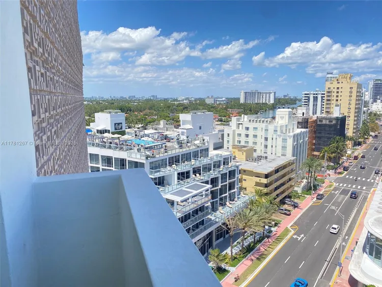 Triton Towers #1401 image #15