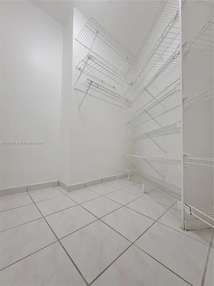 Triton Towers #1401 image #22