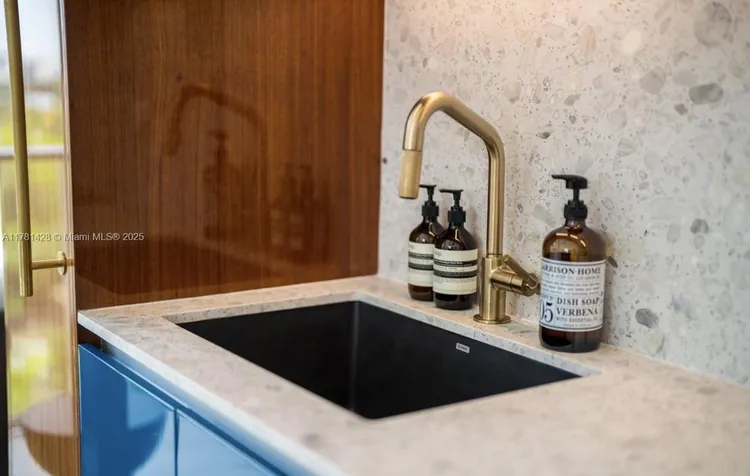 Mr. C Residences Bayshore Tower #1109 image #7