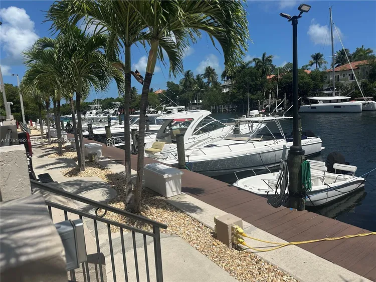 Gables Waterway Towers #219 image #19