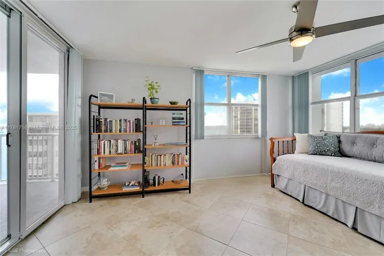 Bayshore Place #1407C image #13