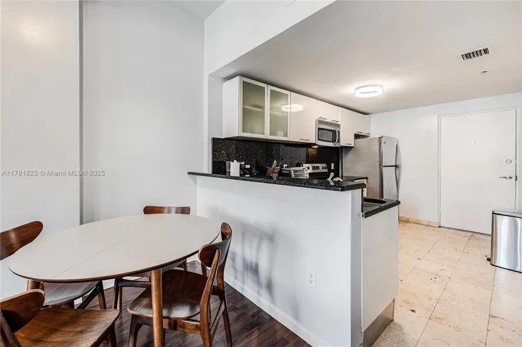 Lofts at Mayfair #136 image #24