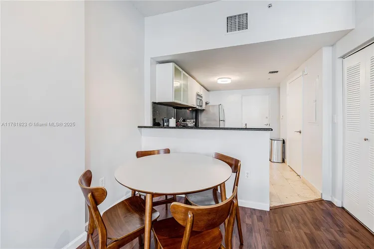 Lofts at Mayfair #136 image #26