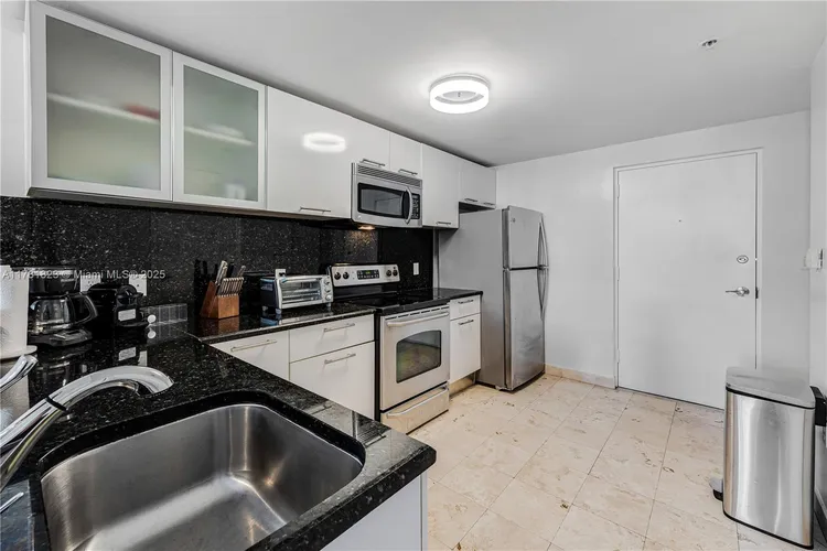 Lofts at Mayfair #136 image #27