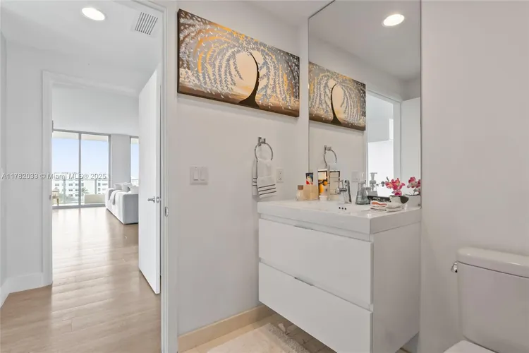 Marina Palms Yacht Club and Residences North Tower #702 image #23