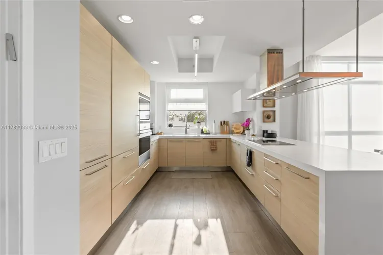 Marina Palms Yacht Club and Residences North Tower #702 image #6