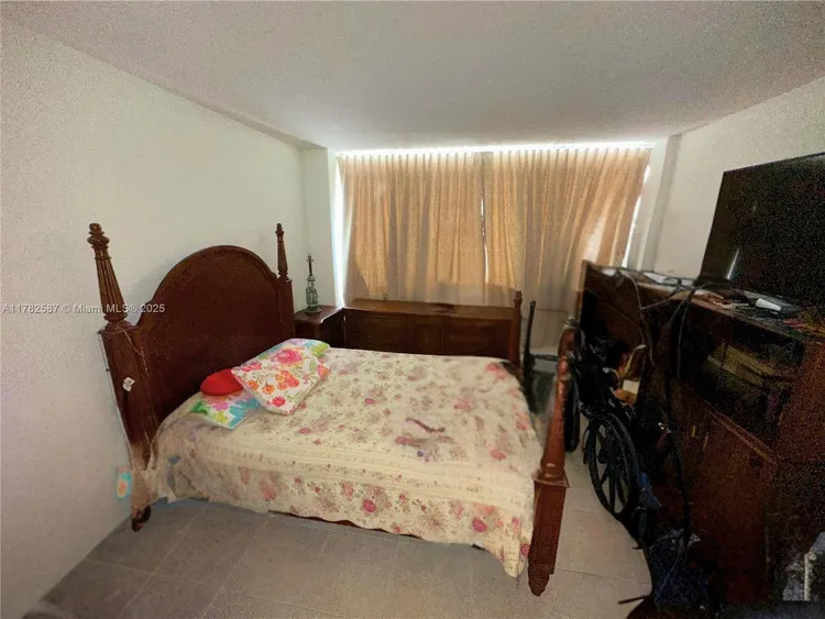 Brickell Bay Tower #1104 image #11