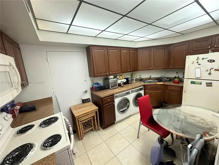 Brickell Bay Tower #1104 image #9