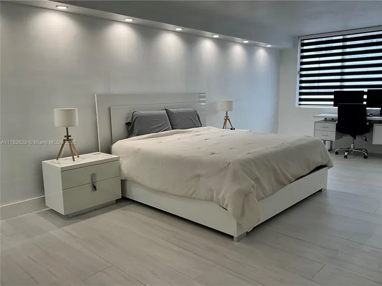 Carriage Club North #109 image #14