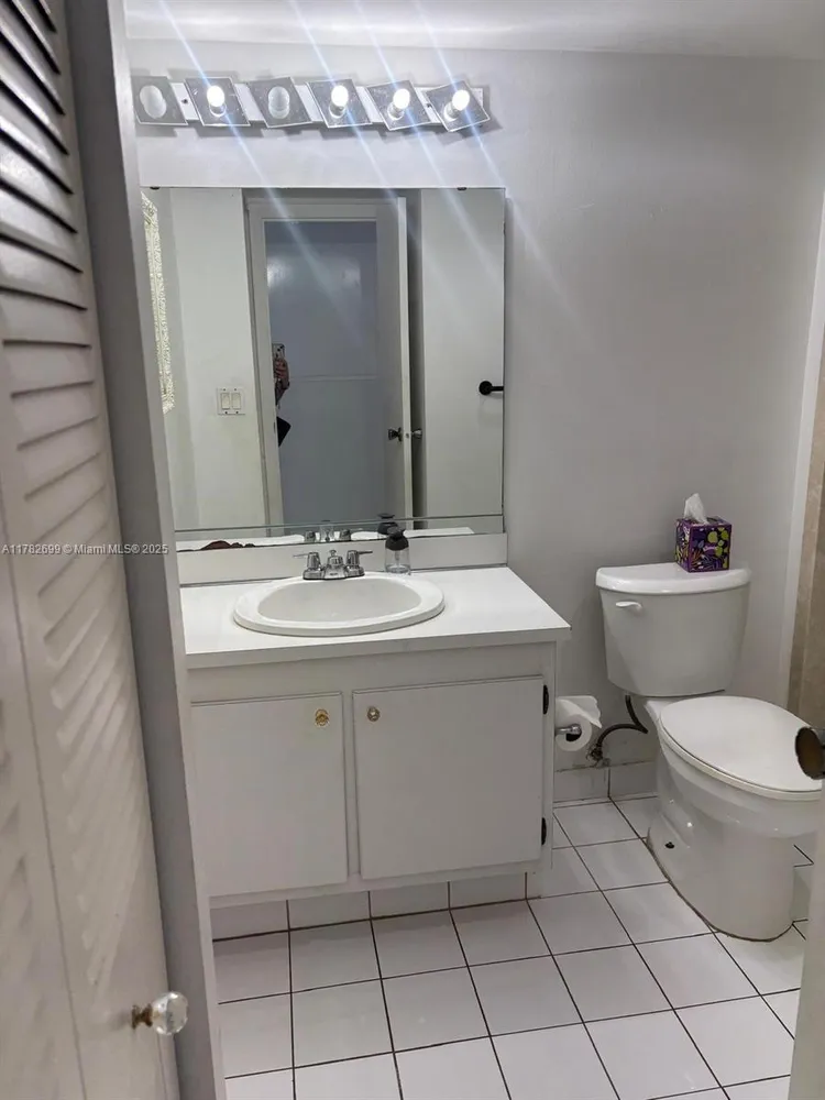 Coronado #1430 image #12