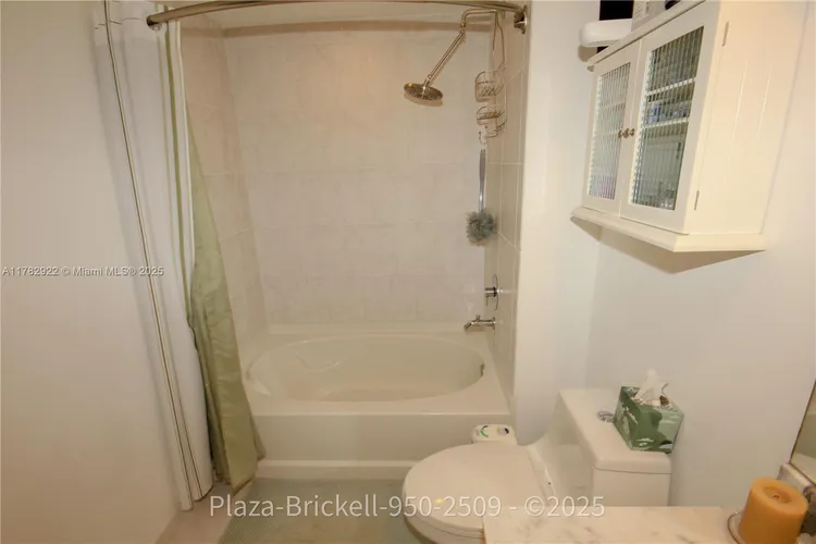 The Plaza on Brickell North #2509 image #39