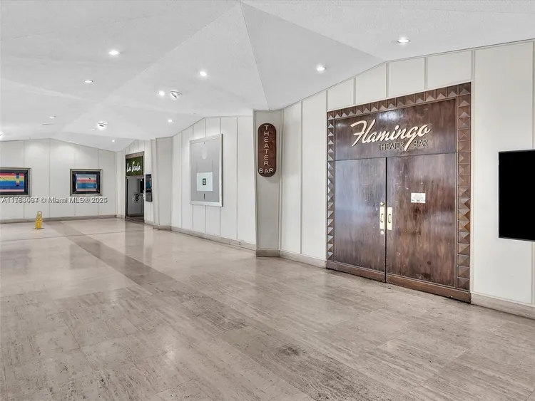 Four Ambassadors #764 image #26