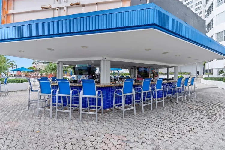 Four Ambassadors #764 image #43