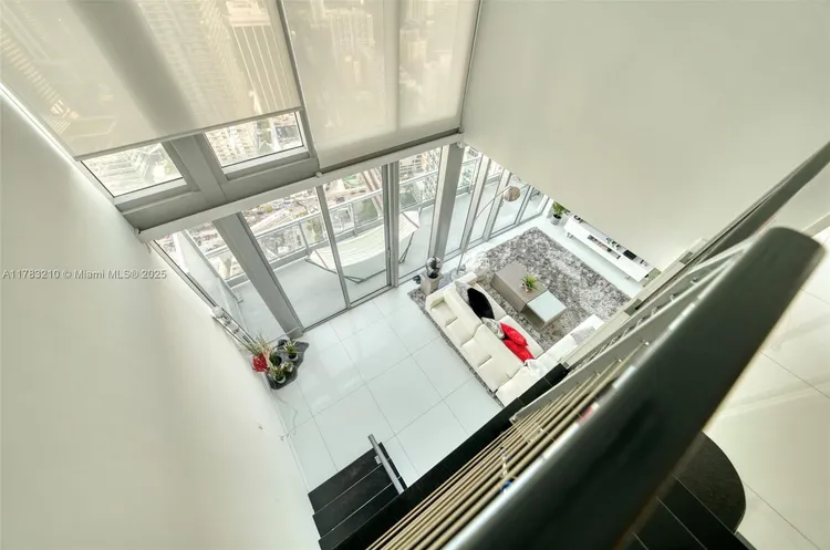 Mint #5203 image #18