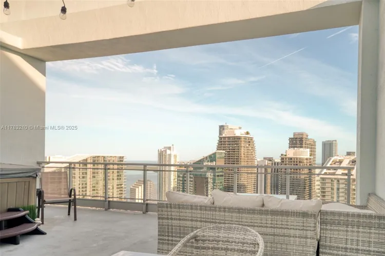 Mint #5203 image #20