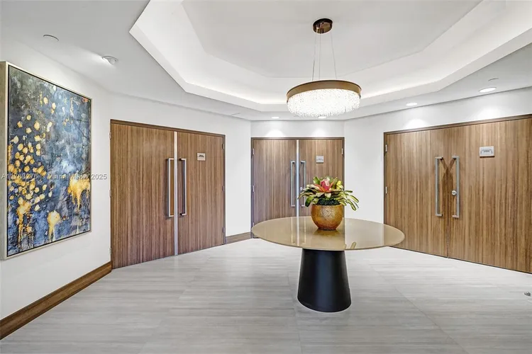 Williams Island 3000 #2004 image #17