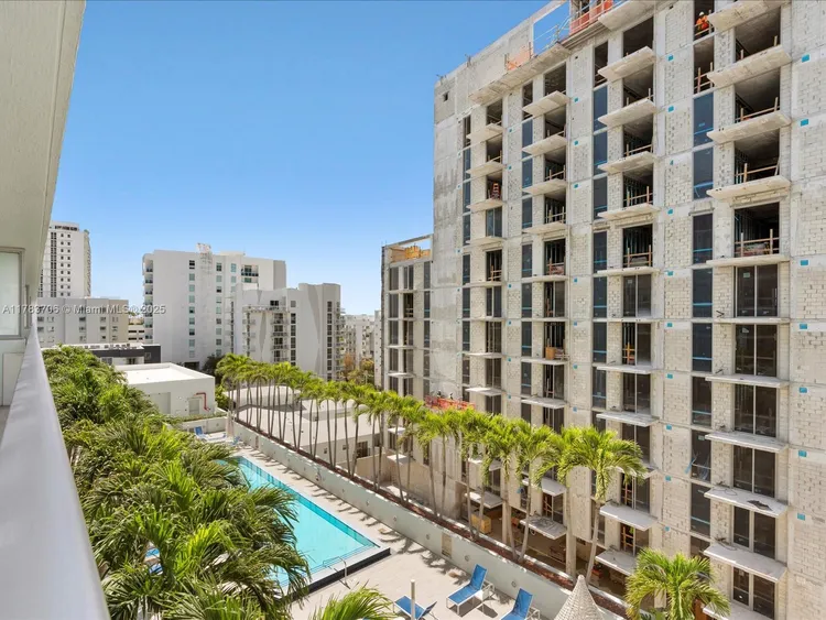 Le Parc at Brickell #714 image #27