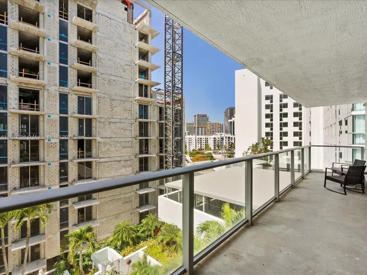 Le Parc at Brickell #714 image #28